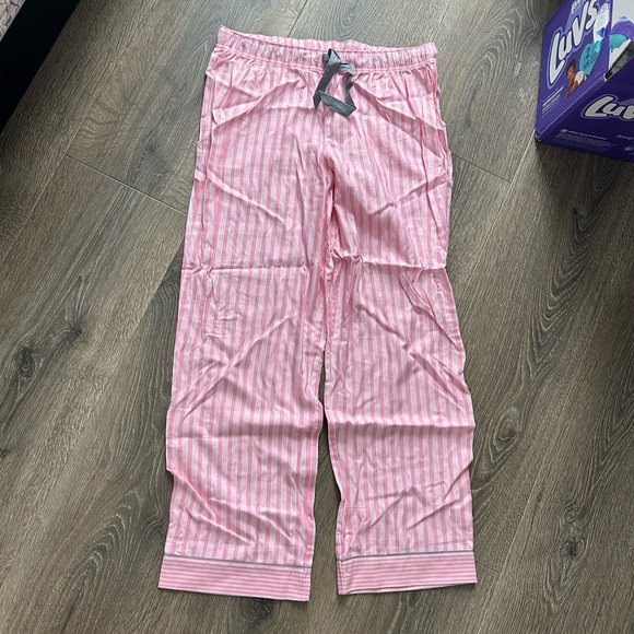 Victoria’s Secret Shine Button Down Collared long Sleeve “Flannel” Pajama Set - Picture 7 of 9